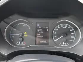 Toyota Yaris thumbnail 26