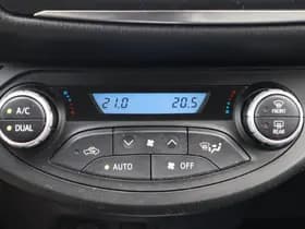 Toyota Yaris thumbnail 37