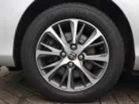 Toyota Yaris thumbnail 55