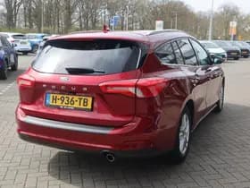 Ford Focus thumbnail 12