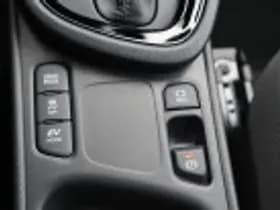 Toyota Yaris Cross thumbnail 71