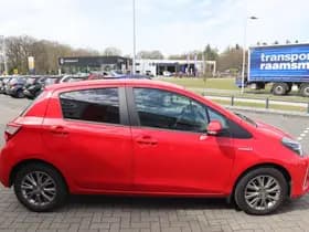 Toyota Yaris thumbnail 14