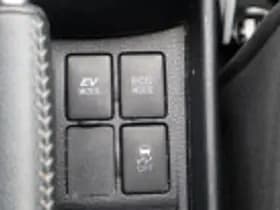 Toyota Yaris thumbnail 68