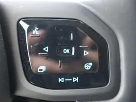 Ford Explorer thumbnail 32