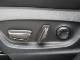 Toyota C hr thumbnail 30