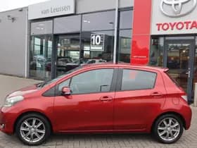 Toyota Yaris thumbnail 2