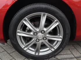 Toyota Yaris thumbnail 18