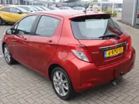 Toyota Yaris thumbnail 3