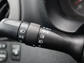 Toyota Yaris thumbnail 29