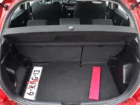 Toyota Yaris thumbnail 6