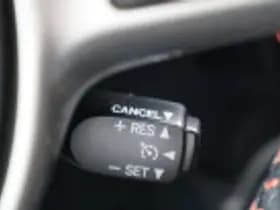 Toyota Yaris thumbnail 66