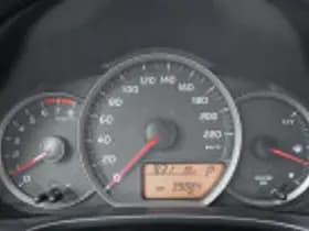 Toyota Yaris thumbnail 70