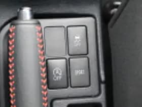 Toyota Yaris thumbnail 73