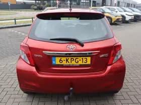 Toyota Yaris thumbnail 10