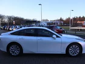 Toyota Mirai thumbnail 12