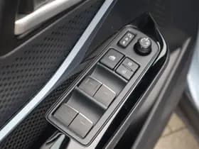 Toyota C hr thumbnail 26
