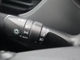 Toyota C hr thumbnail 34