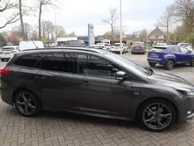 Ford Focus thumbnail 14