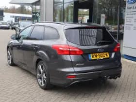Ford Focus thumbnail 3