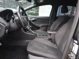 Ford Focus thumbnail 21