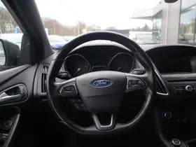 Ford Focus thumbnail 24