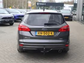 Ford Focus thumbnail 4