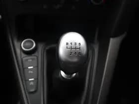 Ford Focus thumbnail 36