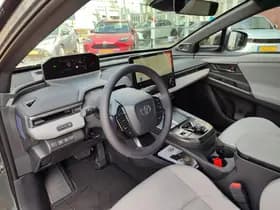 Toyota C hr thumbnail 81