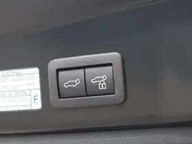 Toyota Corolla thumbnail 12