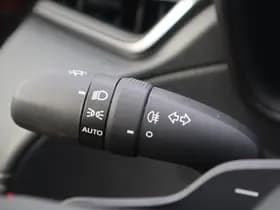 Toyota Corolla thumbnail 32