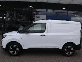 Ford E transit courier thumbnail 2