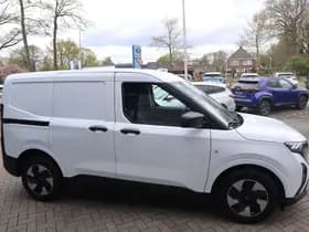 Ford E transit courier thumbnail 15