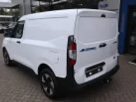 Ford E transit courier thumbnail 38