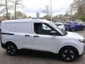 Ford E transit courier thumbnail 44