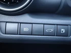 Toyota C hr thumbnail 29