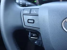 Toyota C hr thumbnail 30