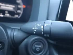Toyota C hr thumbnail 33