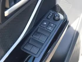Toyota C hr thumbnail 30