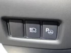 Toyota C hr thumbnail 80