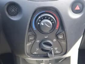 Toyota Aygo thumbnail 25