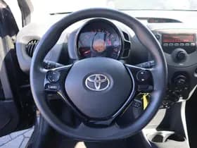 Toyota Aygo thumbnail 16