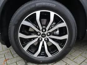 Ford Explorer thumbnail 20