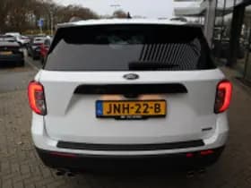 Ford Explorer thumbnail 4