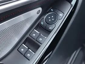 Ford Explorer thumbnail 34