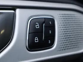 Ford Explorer thumbnail 35