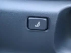 Toyota Yaris Cross thumbnail 80