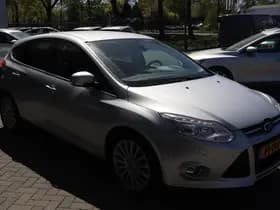 Ford Focus thumbnail 15