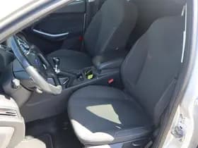 Ford Focus thumbnail 18