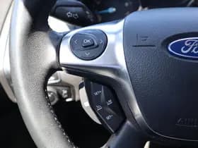 Ford Focus thumbnail 24