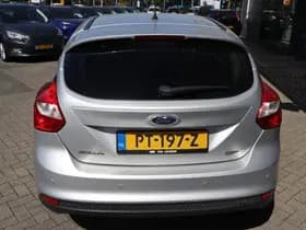 Ford Focus thumbnail 10